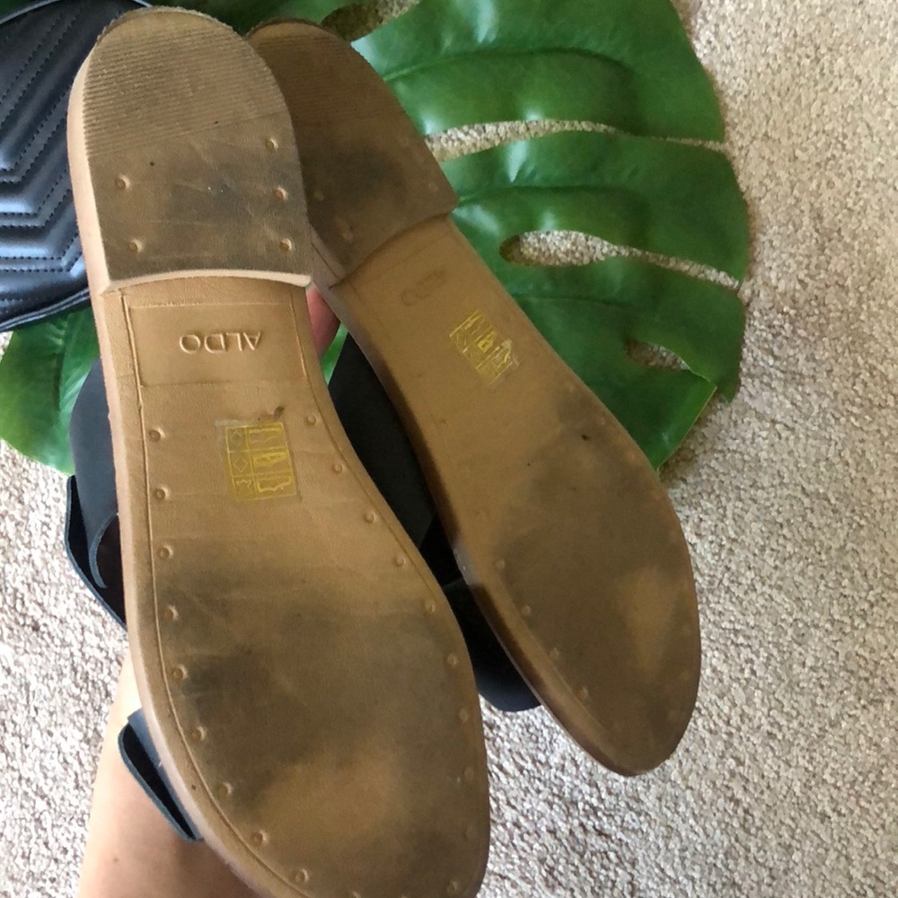 Also sandals - Picture 3 of 3